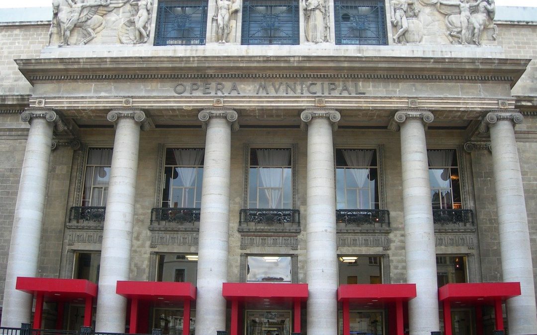 The City of Marseille and the Department of Bouches-du-Rhône united to help the Marseille Opera House