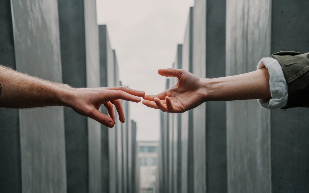 “Let’s help each other”: the City of Marseille is launching a local mutual aid platform for its citizens