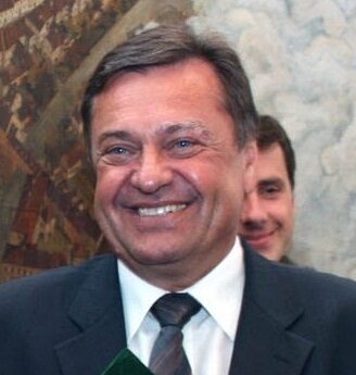 Zoran Janković: highly awarded mayor and sports lover